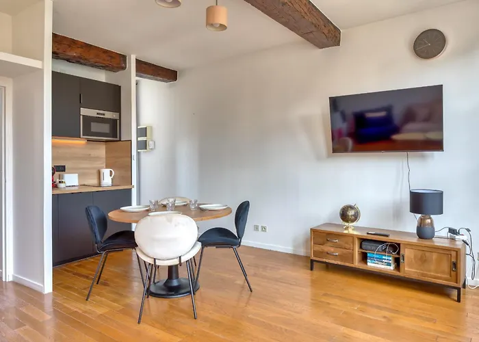 Petit Castel - T2 De 39m Au Coeur De Rue Du Gros-horloge ! Руан